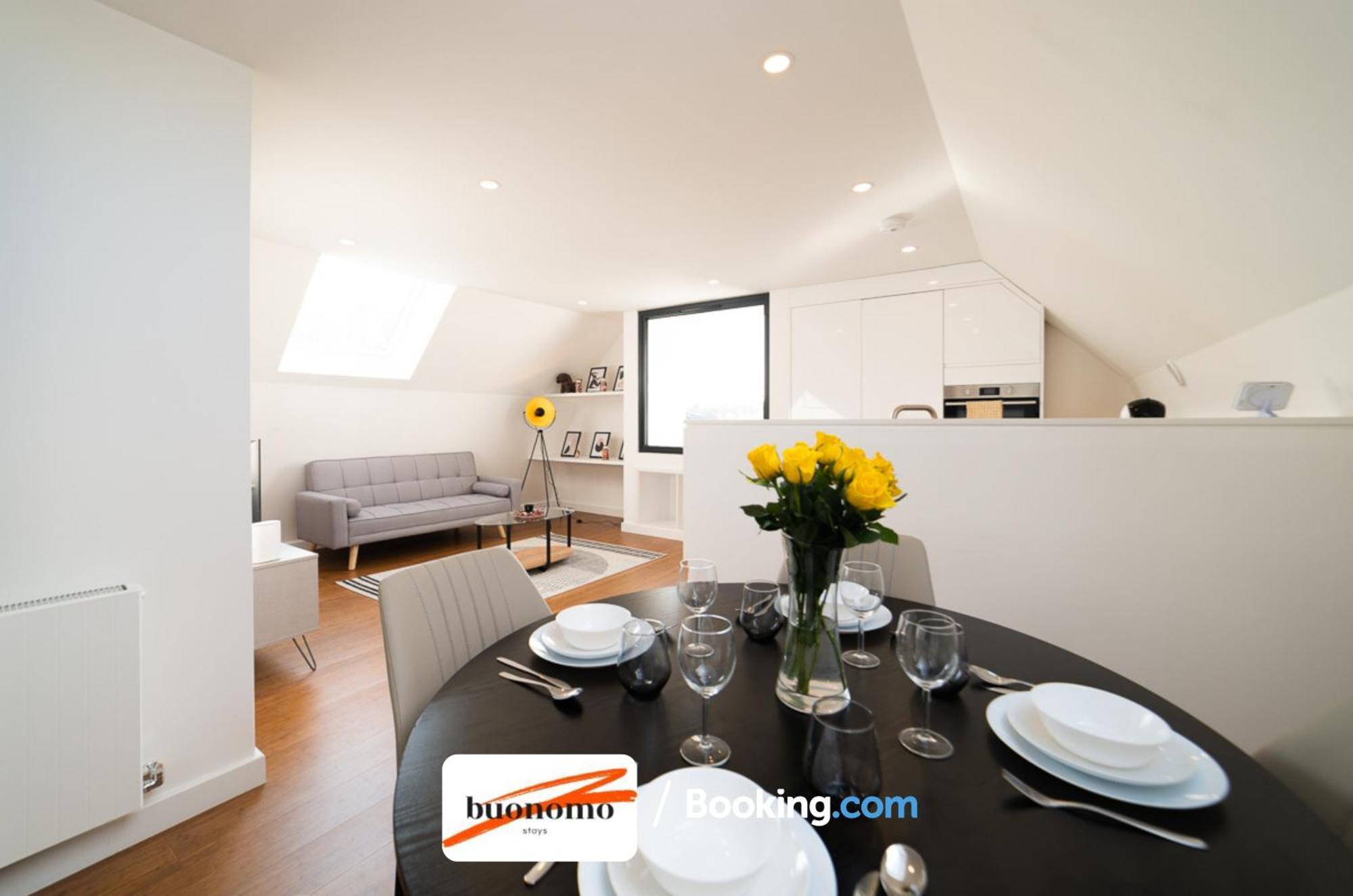 Two Bedroom Apartment At Buonomo Stays Short Lets & Serviced Accommodation Londyn Zewnętrze zdjęcie