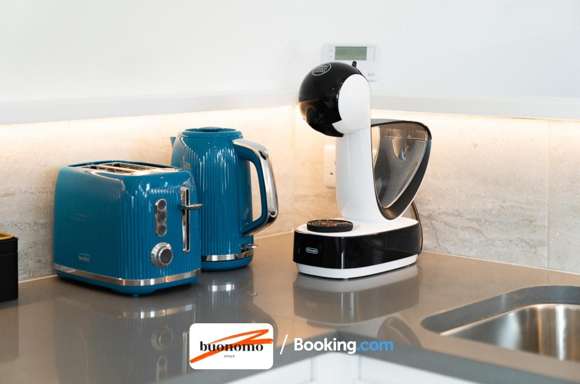 Two Bedroom Apartment At Buonomo Stays Short Lets & Serviced Accommodation Londyn Zewnętrze zdjęcie